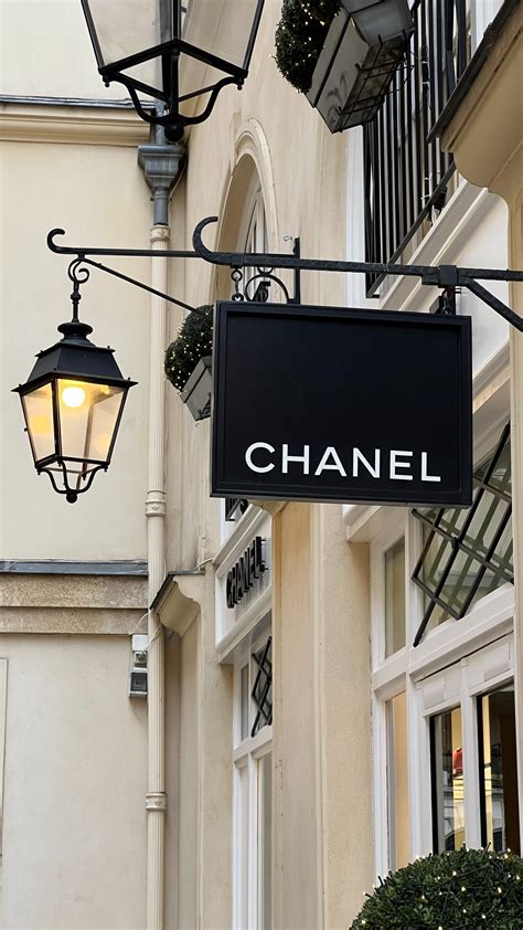 chanel employee discount|saks employee discount Chanel.